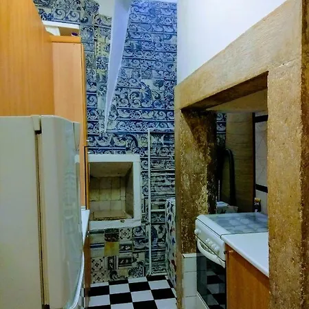 Charm And Space In Historic Διαμέρισμα *