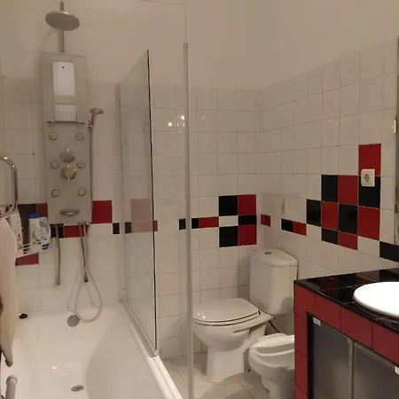Διαμέρισμα Charm And Space In Historic *